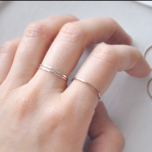 (2-13)Set of 2 925 Sterling Silver Skinny 1mm Faceted Skinny Stacking Band Rings - Picture 2 of 8